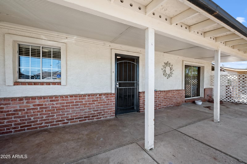 405 Monte Way, Phoenix, AZ 85041
