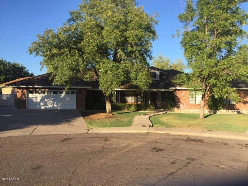 4050 E Garnet Cir, Mesa, AZ 85206