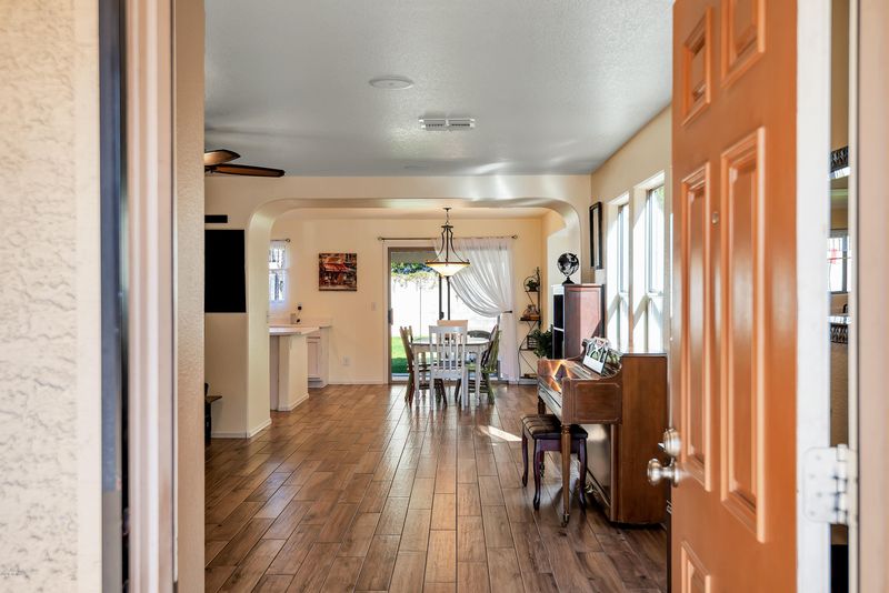 4050 E Tether Trl, Phoenix, AZ 85050
