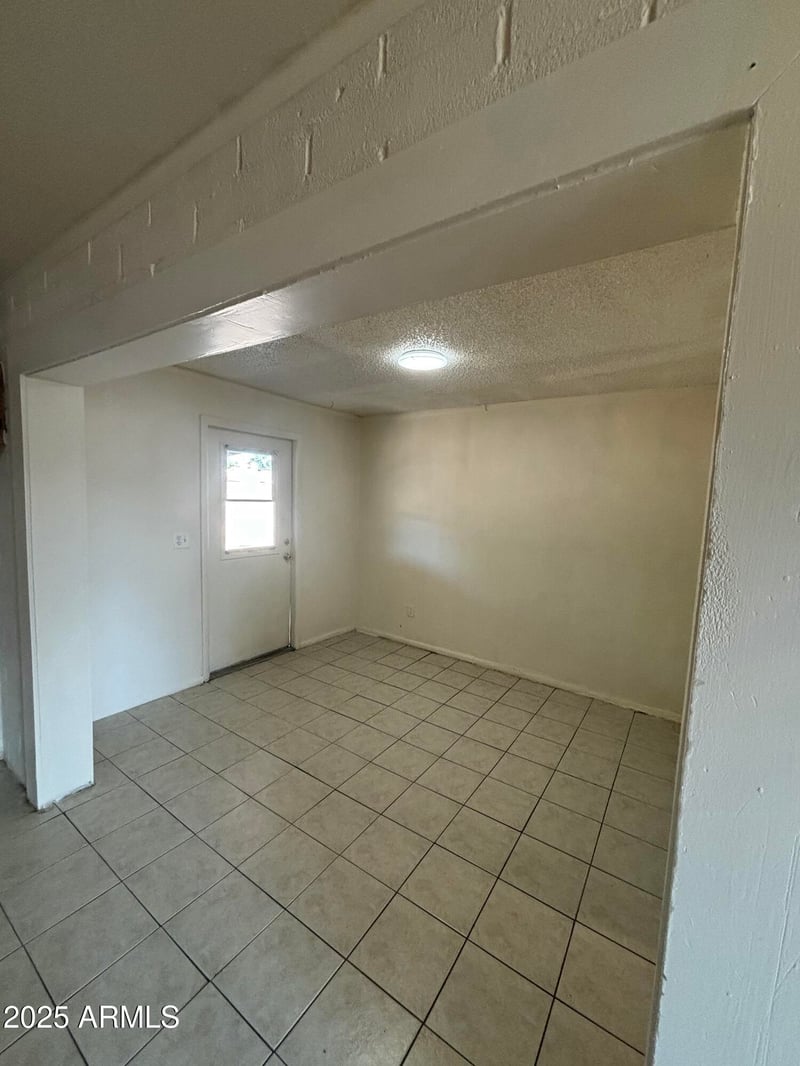 4050 Nancy Ln, Phoenix, AZ 85041