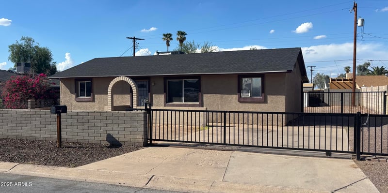 4050 Nancy Ln, Phoenix, AZ 85041