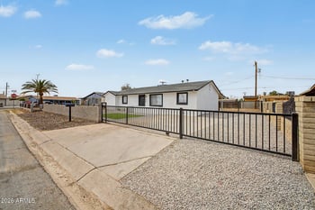 4050 Nancy Ln, Phoenix, AZ 85041