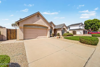 4050 W Charlotte Dr, Glendale, AZ 85310