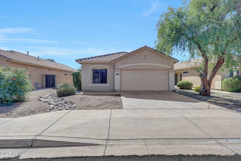 4051 Buckskin Trl, Phoenix, AZ 85083