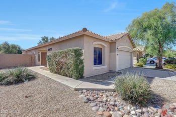 4051 Buckskin Trl, Phoenix, AZ 85083