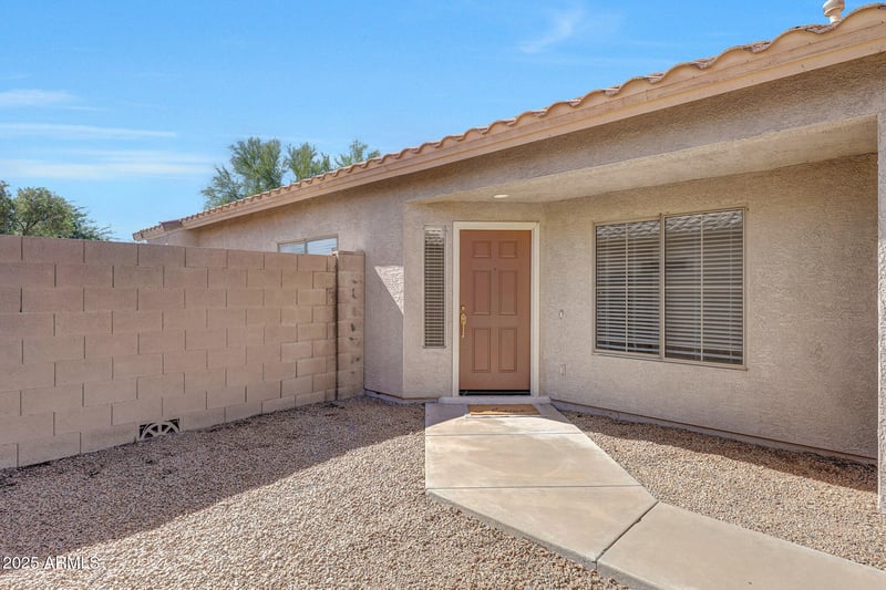 4051 Buckskin Trl, Phoenix, AZ 85083