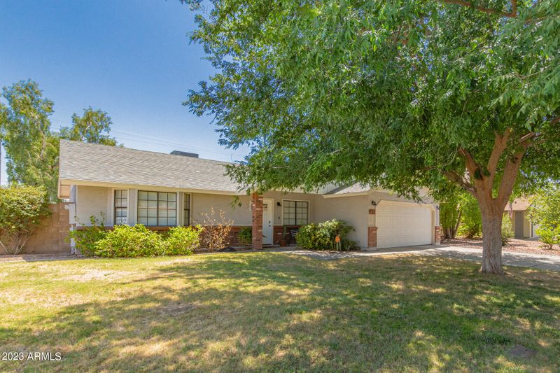 4051 E Dover St, Mesa, AZ 85205