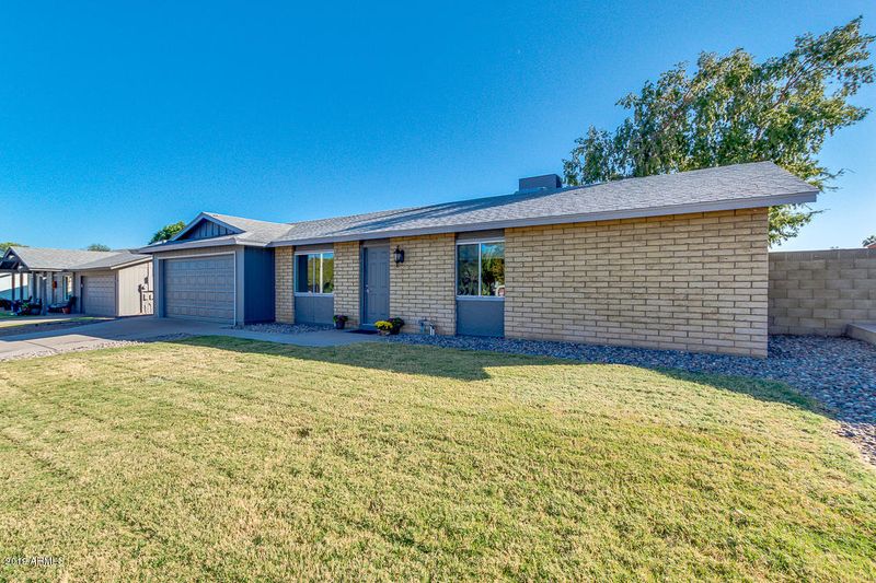 4051 E Yawepe St, Phoenix, AZ 85044