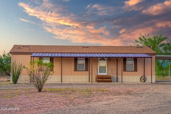 40514 N 251st Ave, Morristown, AZ 85342