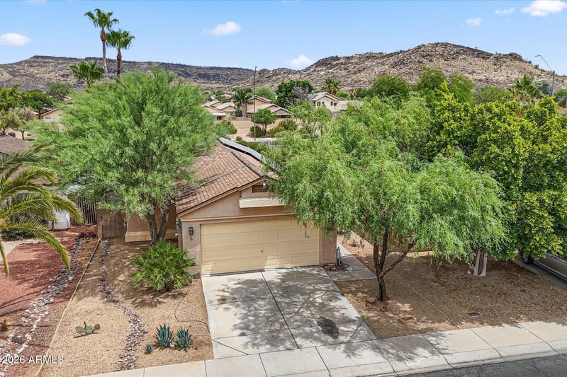 4052 W Villa Linda Dr, Glendale, AZ 85310