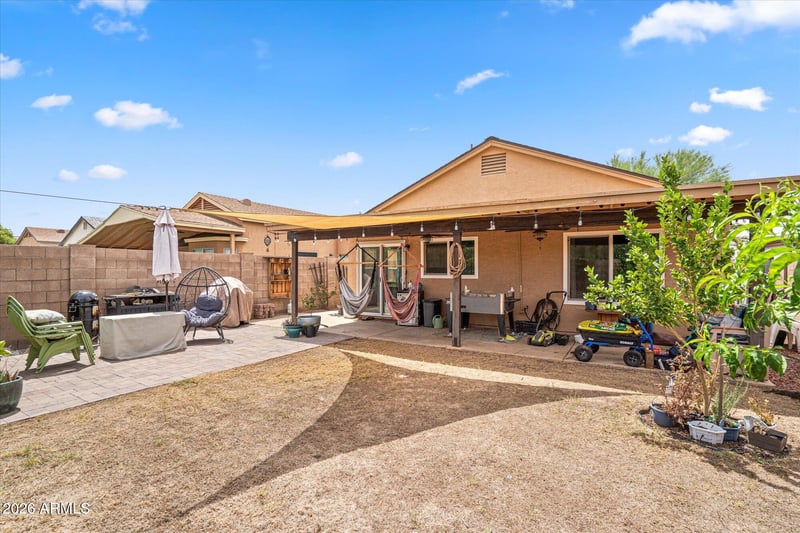 4052 W Villa Linda Dr, Glendale, AZ 85310