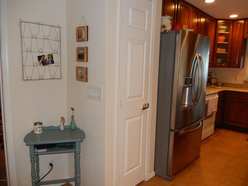 4052 W Whispering Wind Dr, Glendale, AZ 85310