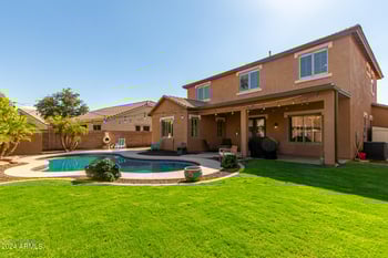 4053 Skyline Ct, Gilbert, AZ 85297