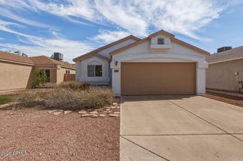 4053 W Villa Linda Dr, Glendale, AZ 85310
