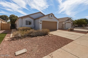 4053 W Villa Linda Dr, Glendale, AZ 85310