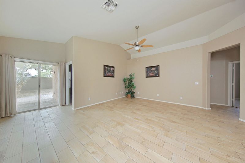 40533 N Territory Trl, Anthem, AZ 85086