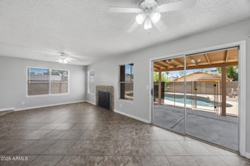 4055 Camino St, Mesa, AZ 85205