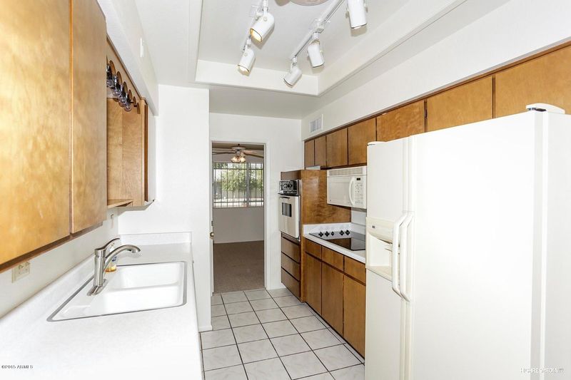 4055 E Carmel Cir, Mesa, AZ 85206