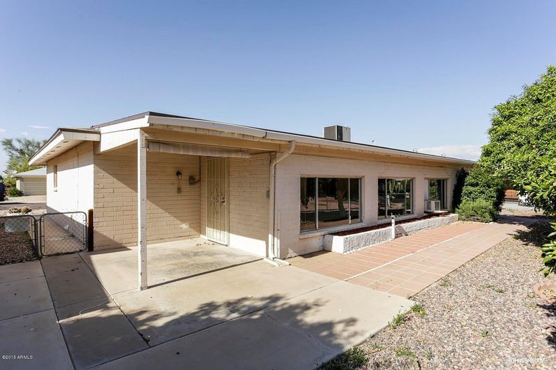 4055 E Carmel Cir, Mesa, AZ 85206