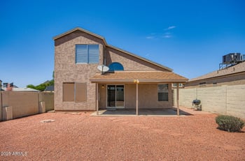 4055 Whispering Wind Dr, Glendale, AZ 85310