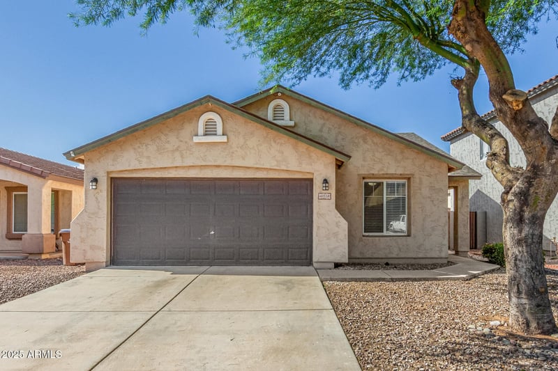 40558 Jay Ln, San Tan Valley, AZ 85140