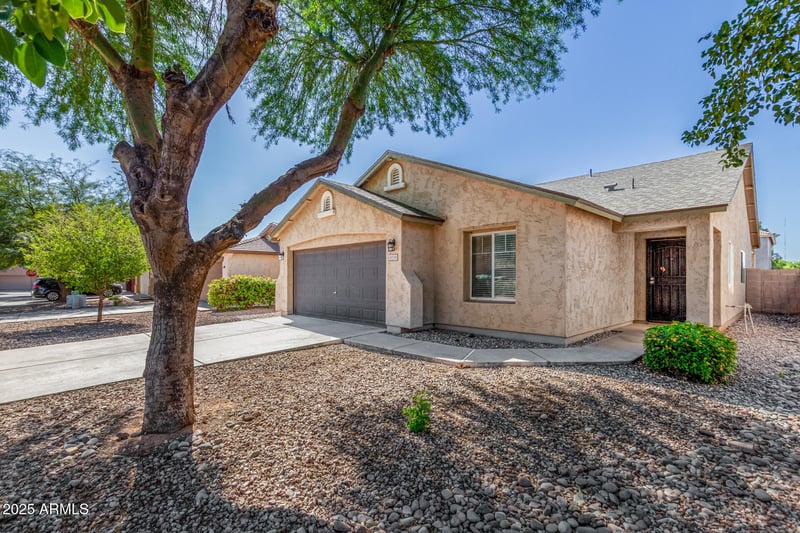 40558 Jay Ln, San Tan Valley, AZ 85140