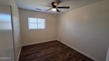 4057 79th Dr, Phoenix, AZ 85033