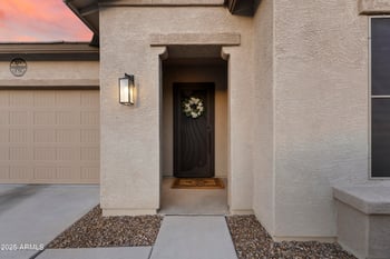 40571 Barred Pl, San Tan Valley, AZ 85140