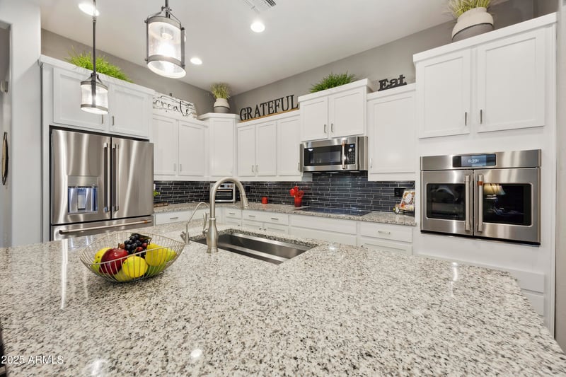 40571 Barred Pl, San Tan Valley, AZ 85140