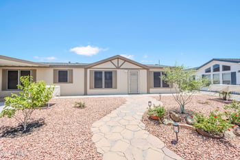 40571 Clubhouse St, San Tan Valley, AZ 85140