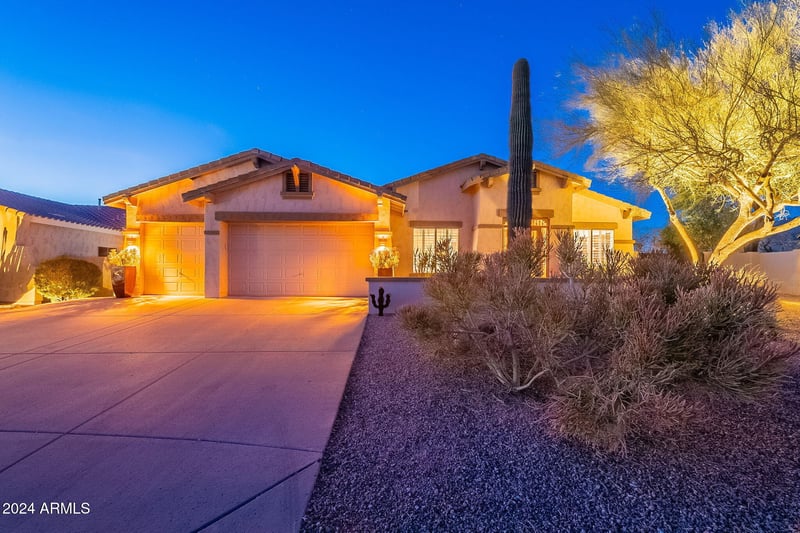 4058 S Alamandas Way, Gold Canyon, AZ 85118