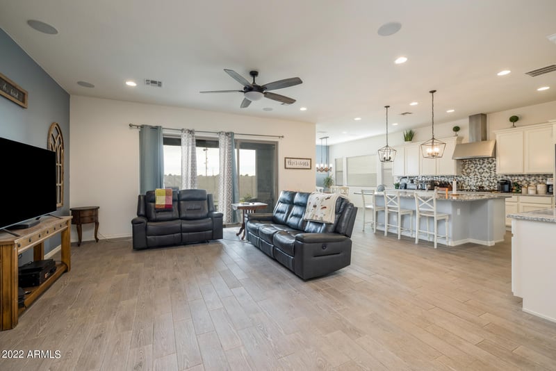 40587 Spotted Ln, San Tan Valley, AZ 85140