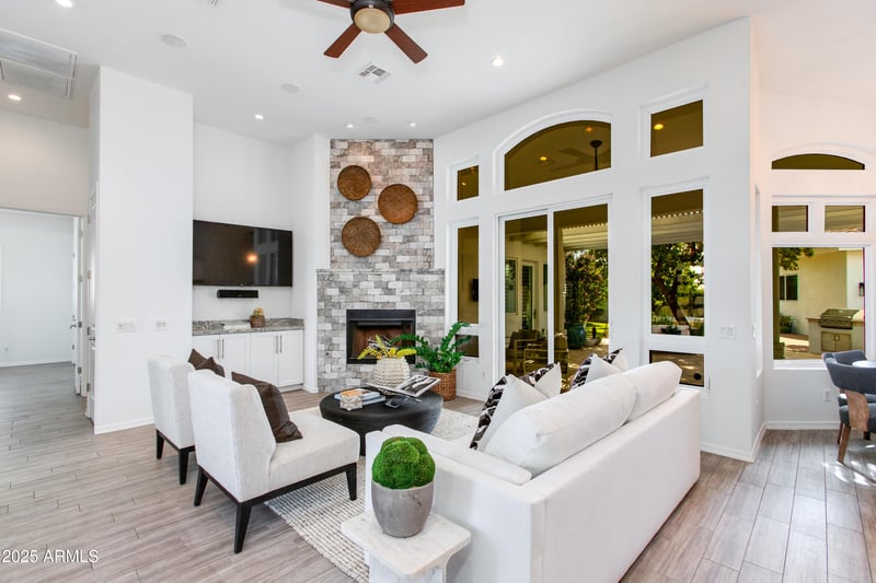 4059 Whitton Ave, Phoenix, AZ 85018