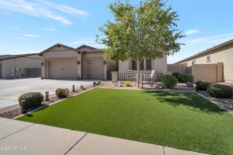 40592 Spotted Ln, San Tan Valley, AZ 85140