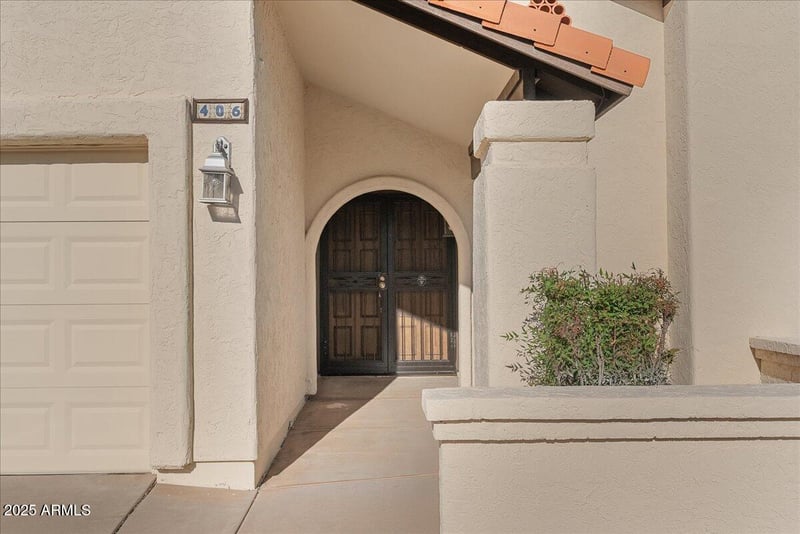 406 Barbara Dr, Tempe, AZ 85288