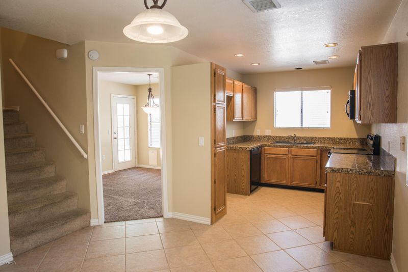 406 E Rimrock Dr, Phoenix, AZ 85024