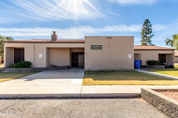 406 Pecan Rd, Phoenix, AZ 85040