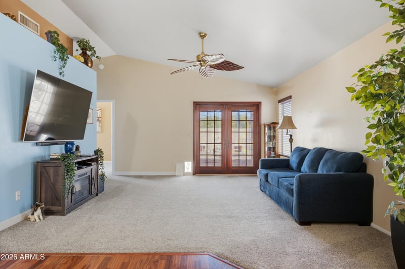 4060 W Villa Linda Dr, Glendale, AZ 85310