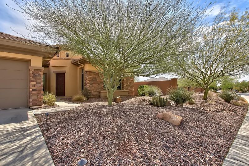 40607 N Candlewyck Ln, Phoenix, AZ 85086