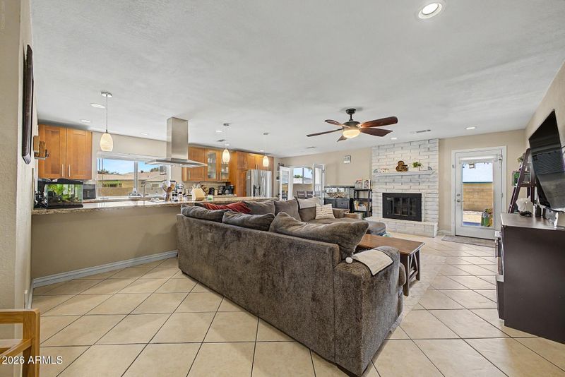 4061 E Karen Dr, Phoenix, AZ 85032