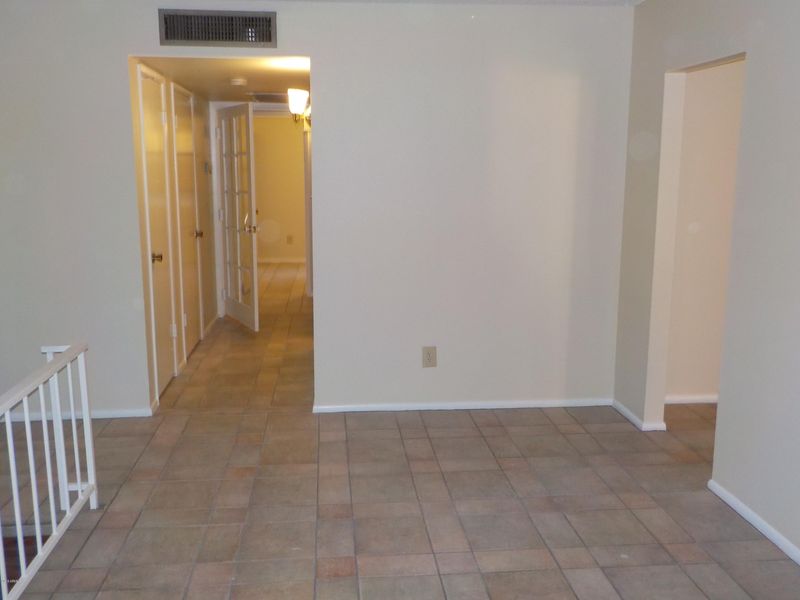 4061 W Shangri La Rd, Phoenix, AZ 85029