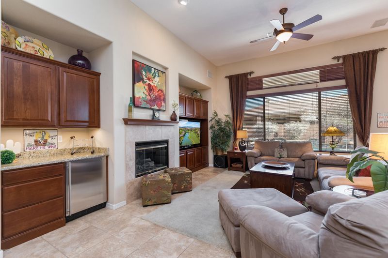 40615 N La Cantera Dr, Phoenix, AZ 85086