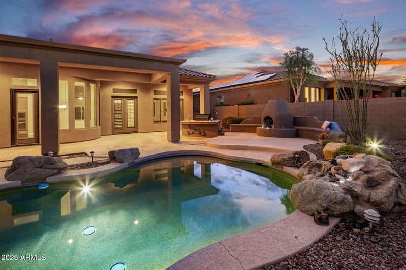40619 Candlewyck Ln, Phoenix, AZ 85086