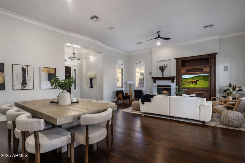 40619 Candlewyck Ln, Phoenix, AZ 85086