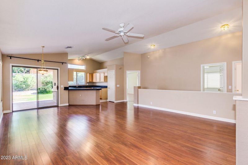 4062 E Agave Rd, Phoenix, AZ 85044