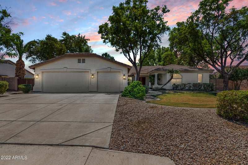 4063 E Fairfield St, Mesa, AZ 85205