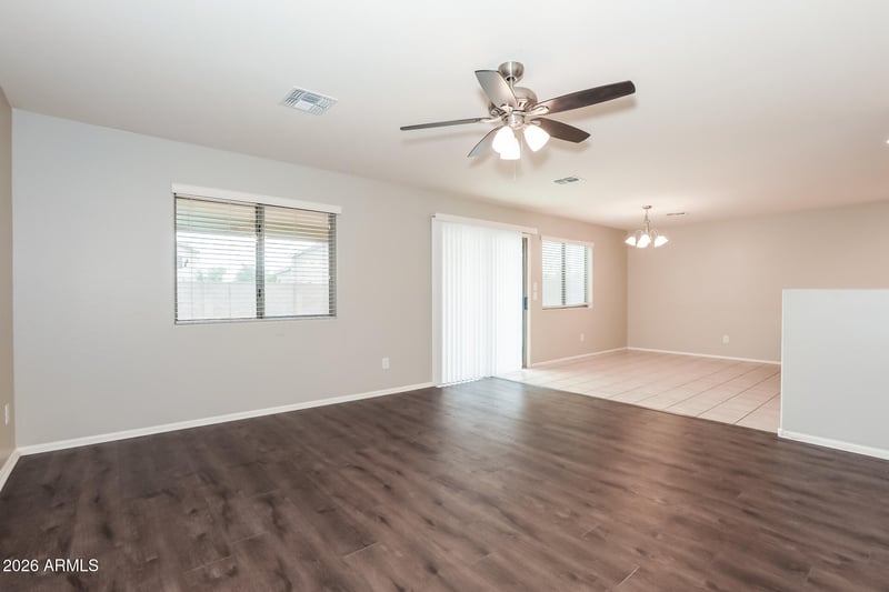 4063 Hematite Ln, San Tan Valley, AZ 85143