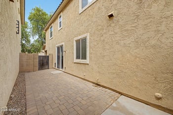 4063 E Tulsa St, Gilbert, AZ 85295