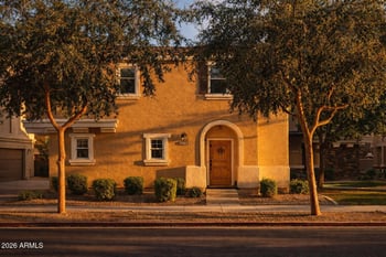 4063 Windsor Dr, Gilbert, AZ 85296