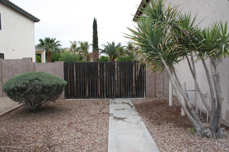 4065 E Fairbrook St, Mesa, AZ 85205